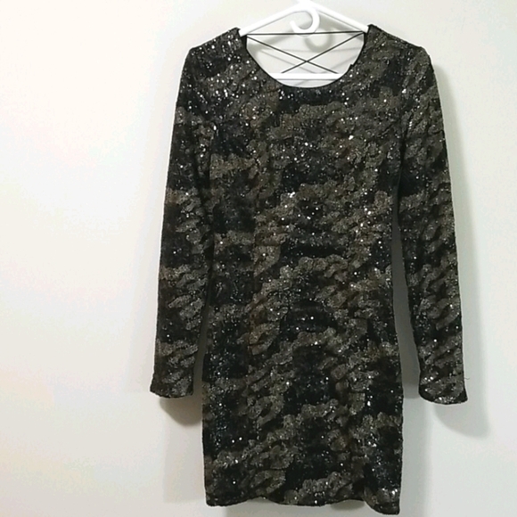 Guess Los Angeles Sequin Long Sleeve Dress - Picture 8 of 10